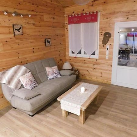 Logement Paisible A La Campagne Aubarede Exterior foto